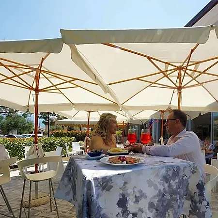 Lorena 3* Toscolano Maderno