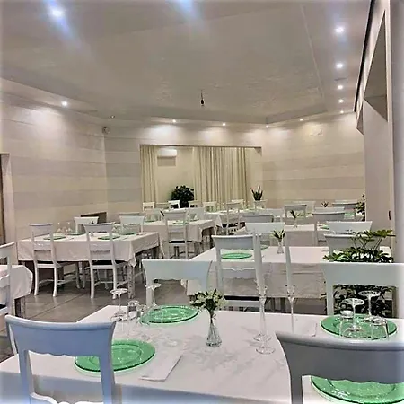 Hotel Lorena 3*