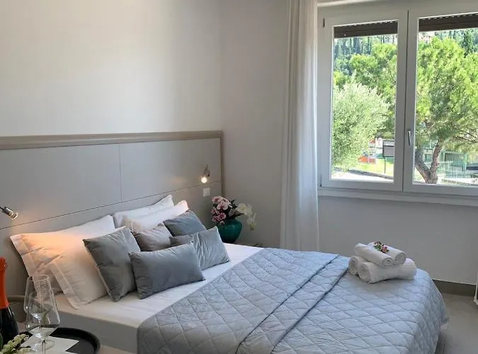 Lorena 3* Toscolano Maderno