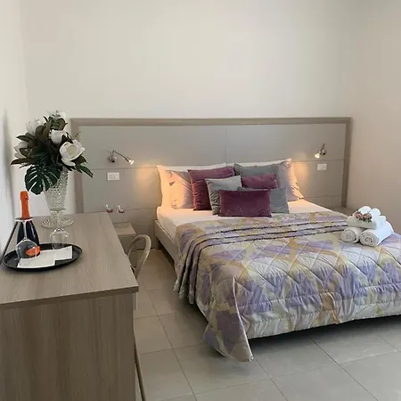 Lorena Hotel Toscolano-Maderno